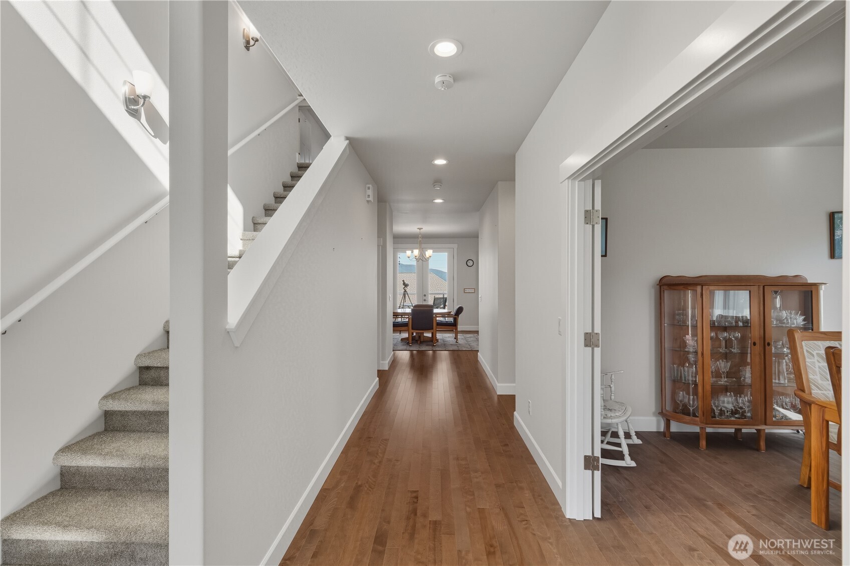 3502 West 3rd Street Anacortes, WA 98221 - Photo 5 of 40