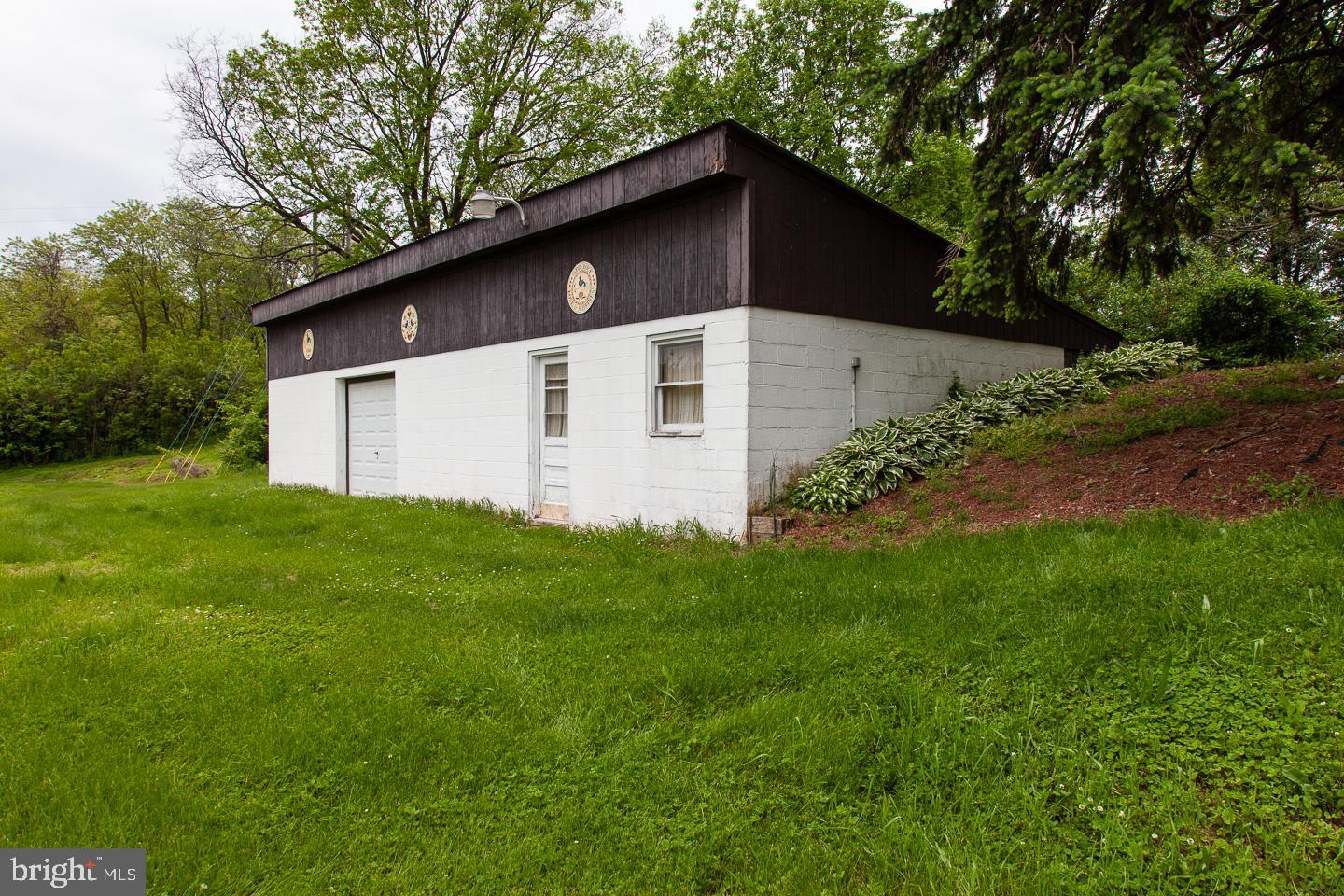 320 Wernersville Road Sinking Spring, PA 19608 - Photo 22 of 28