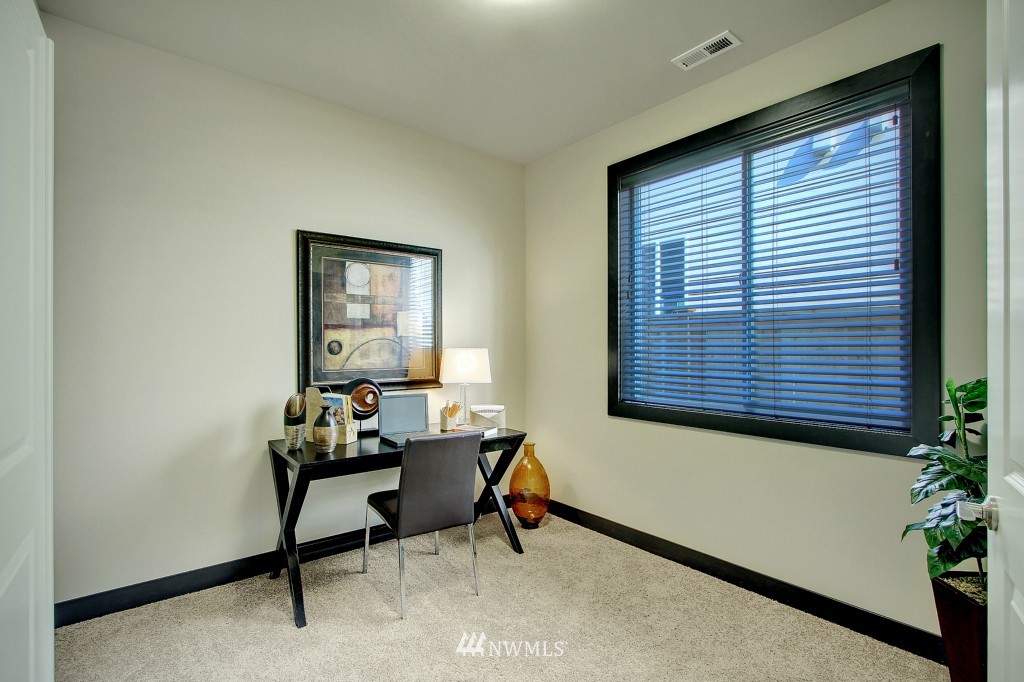 19503 Meridian Avenue South, Unit 35 Bothell, WA 98012 - Photo 13 of 25