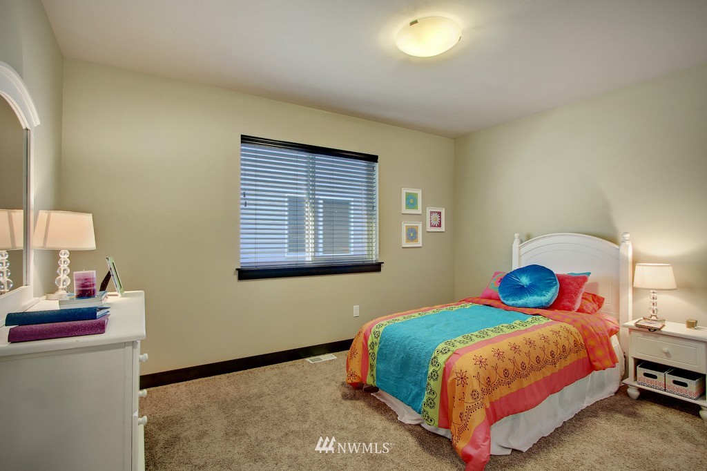 19503 Meridian Avenue South, Unit 35 Bothell, WA 98012 - Photo 18 of 25