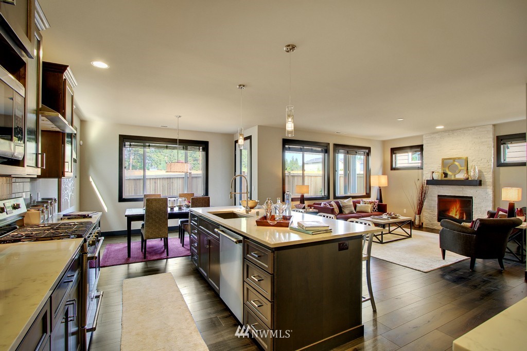 19503 Meridian Avenue South, Unit 35 Bothell, WA 98012 - Photo 4 of 25