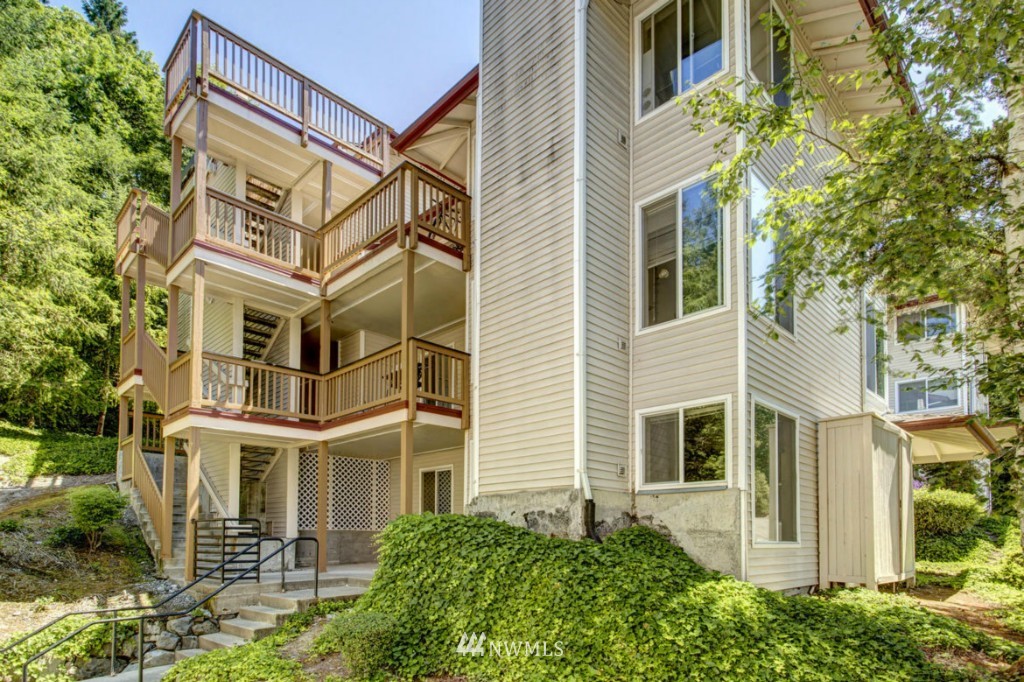 3924 243rd Place Southeast, Unit G201 Bothell, WA 98021 - Photo 1 of 21