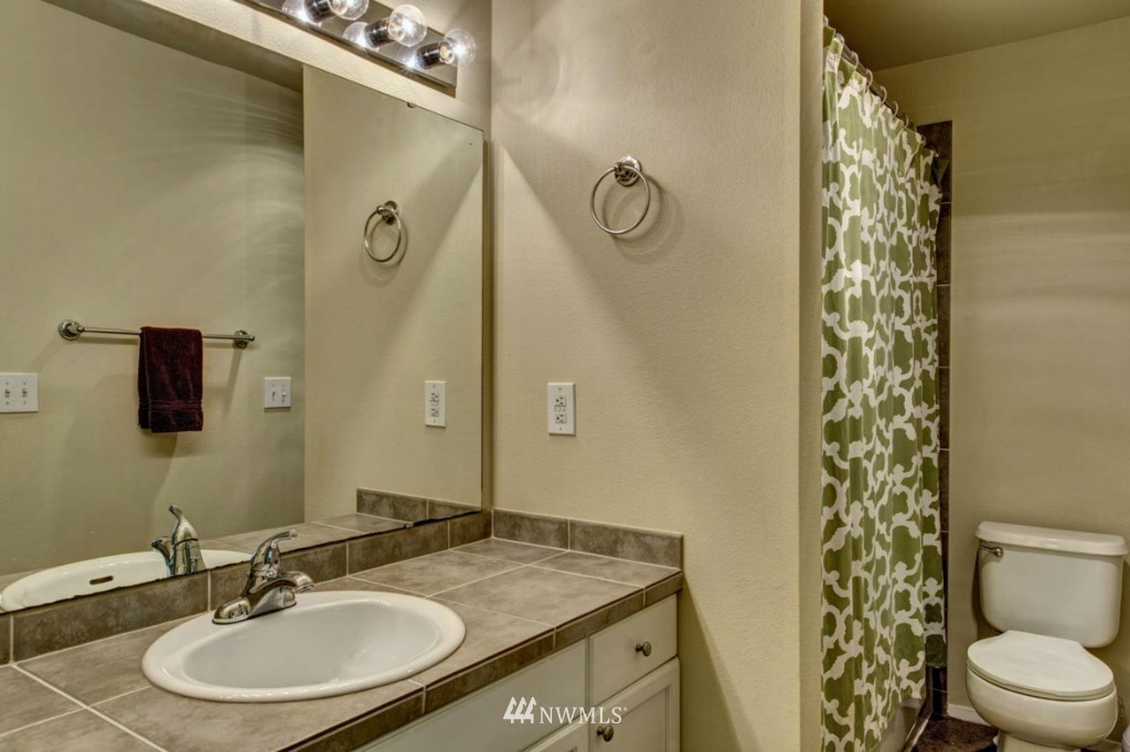 3924 243rd Place Southeast, Unit G201 Bothell, WA 98021 - Photo 13 of 21