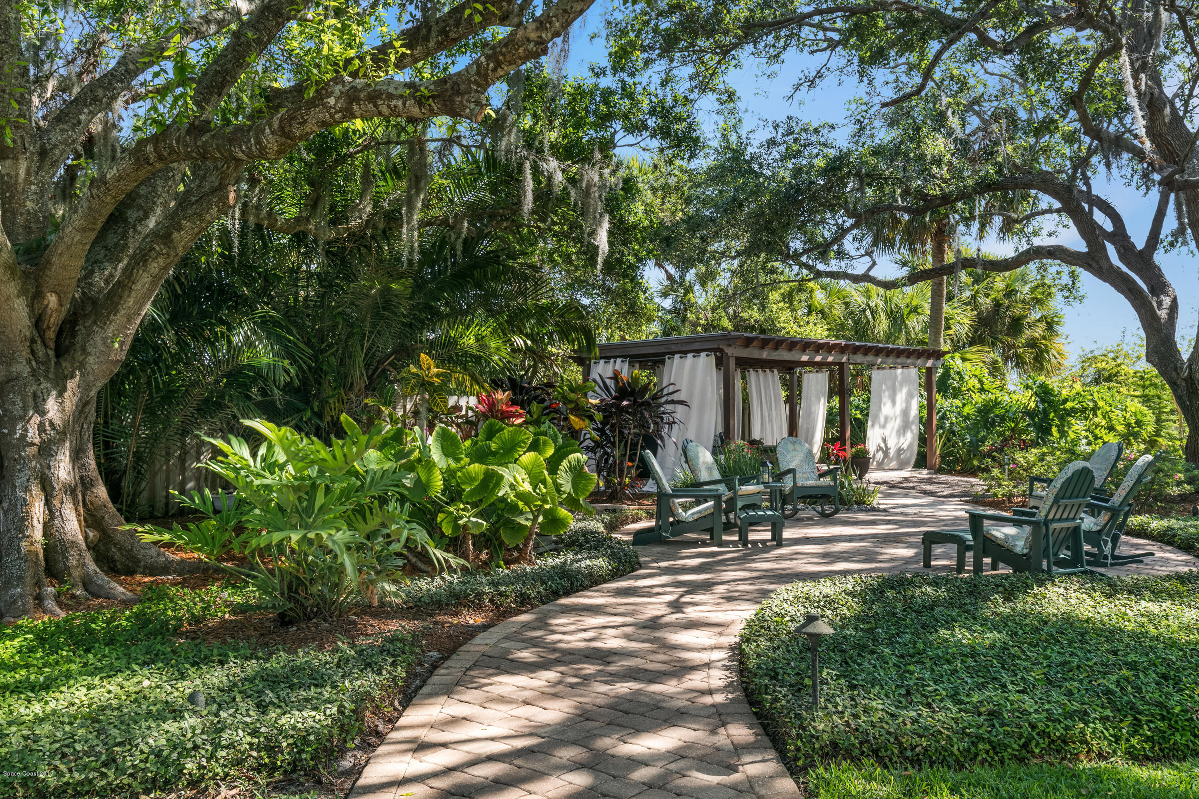 4285 Turtle Mound Road Melbourne, FL 32934 - Photo 27 of 43 Pathway