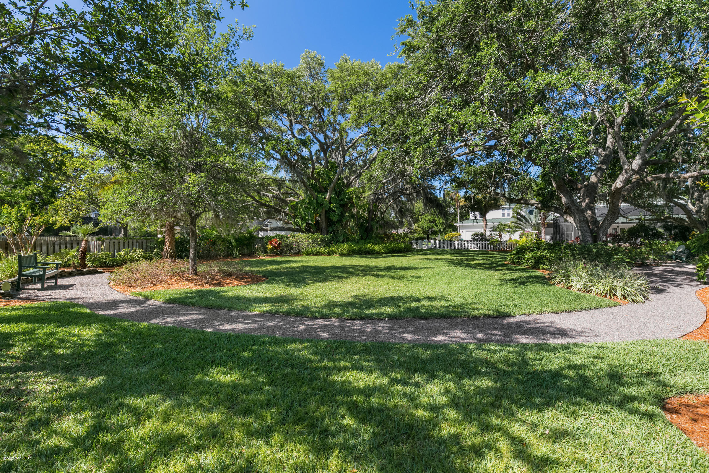 4285 Turtle Mound Road Melbourne, FL 32934 - Photo 34 of 43 Pathway