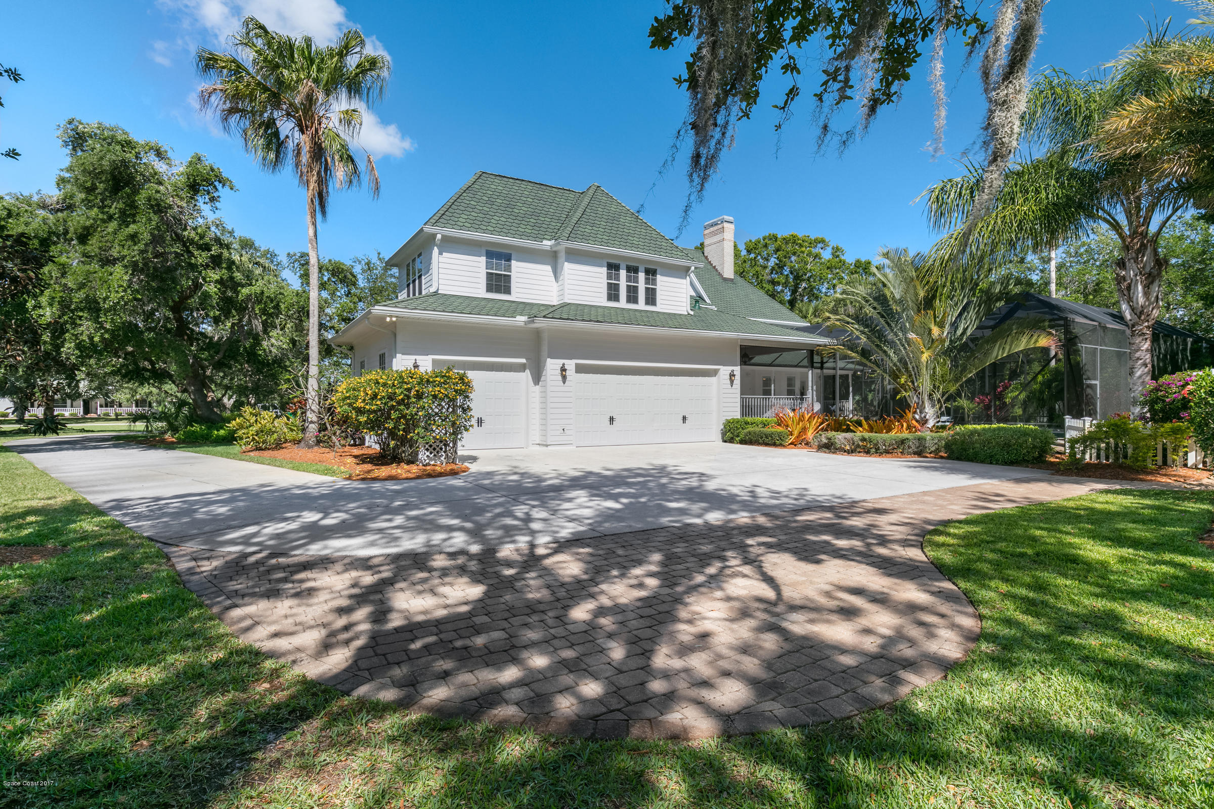 4285 Turtle Mound Road Melbourne, FL 32934 - Photo 36 of 43 Garage