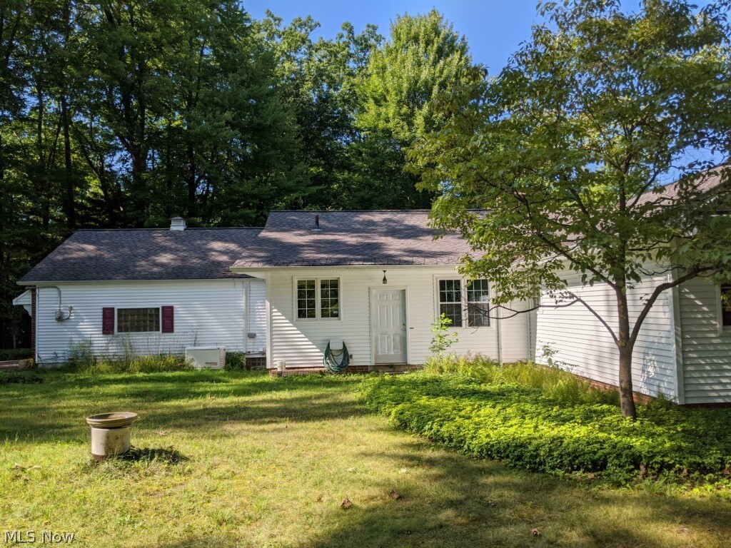 6974 Gates Road Gates Mills, OH 44040 - Photo 2 of 4 Gallery Image 2