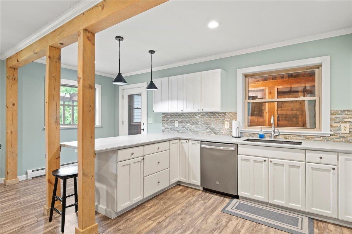 191 Maple Grove Road Shaftsbury, VT 05262 - Photo 3 of 34 Gallery Image 3