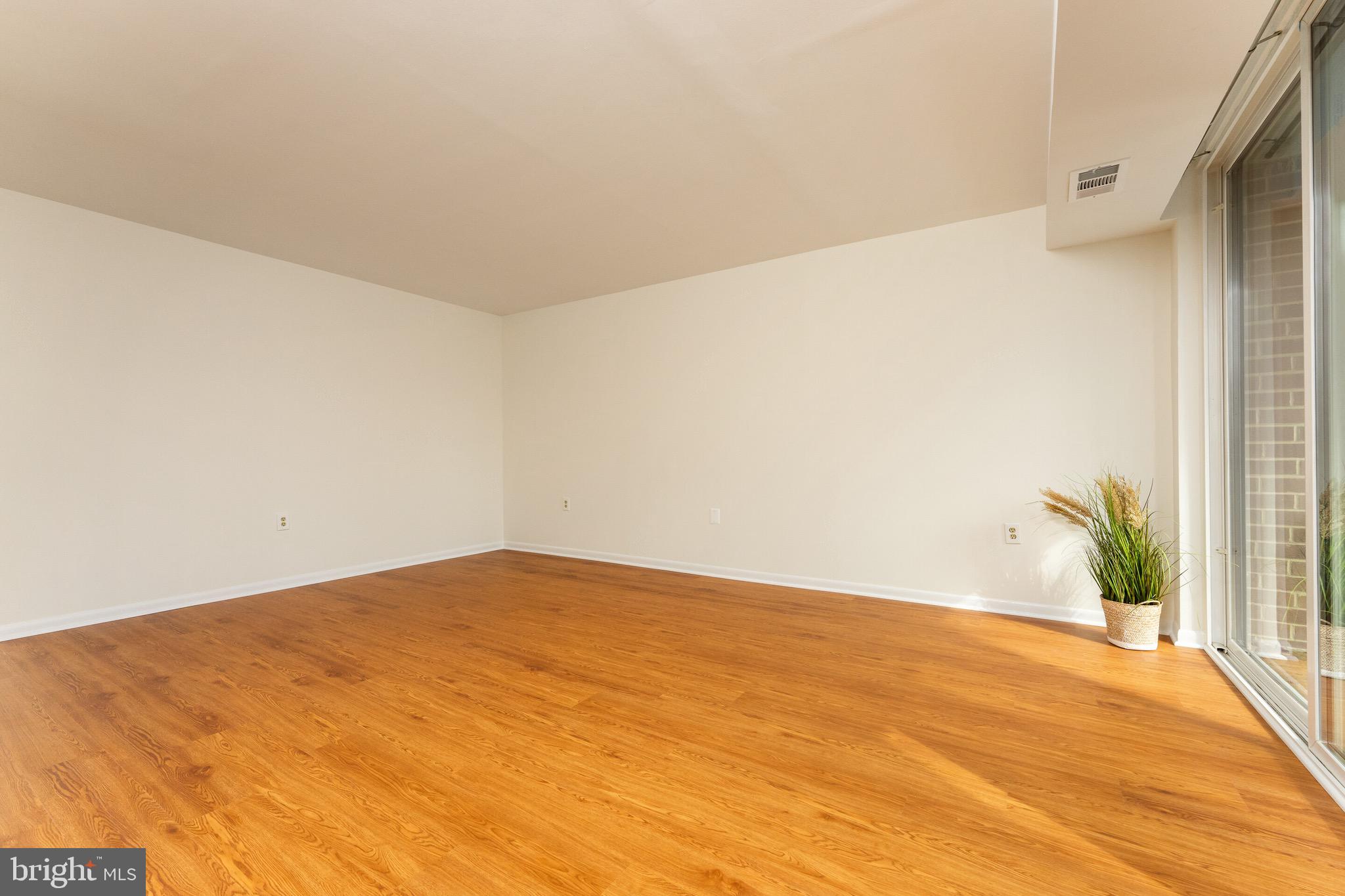 1540 Northgate Square, Unit 21B Reston, VA 20190 - Photo 11 of 49