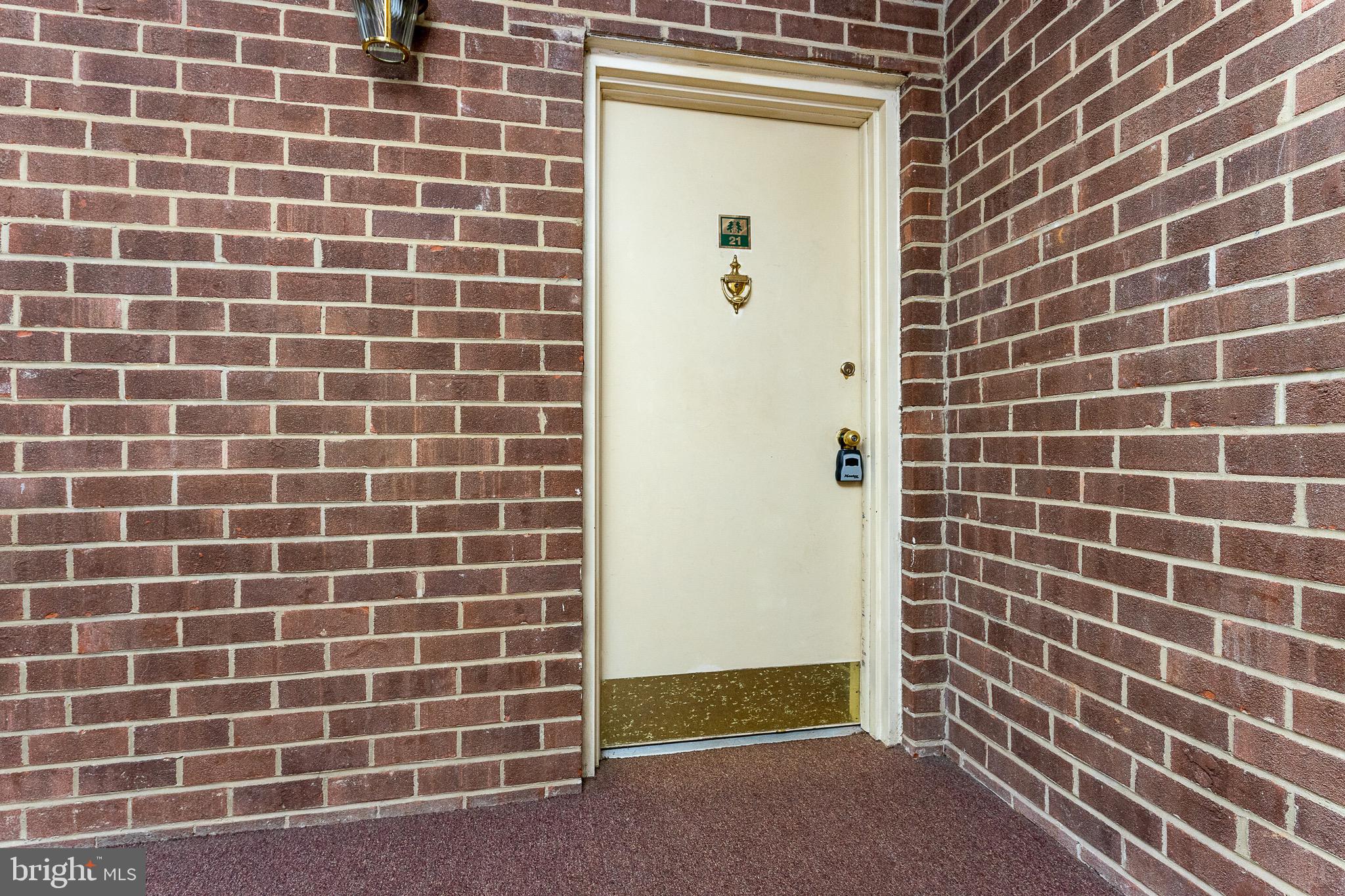 1540 Northgate Square, Unit 21B Reston, VA 20190 - Photo 20 of 49