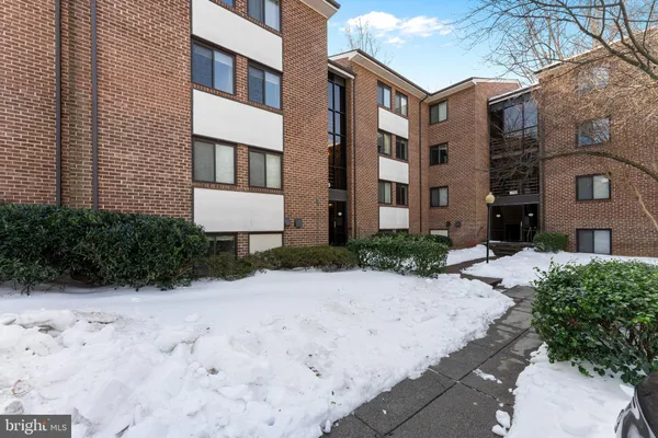 $318,000 | 1540 Northgate Square, Unit 21B, Reston, VA 20190