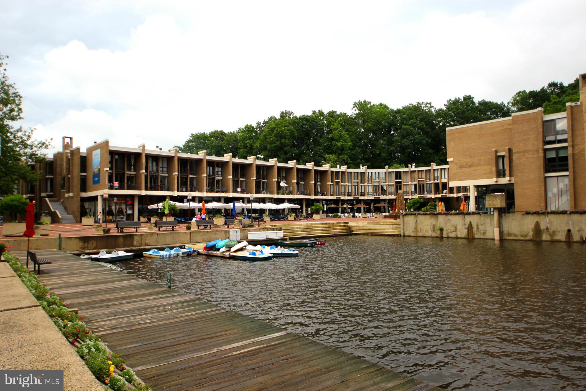 1540 Northgate Square, Unit 21B Reston, VA 20190 - Photo 26 of 49 Community