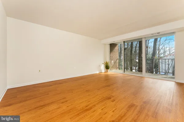 $318,000 | 1540 Northgate Square, Unit 21B, Reston, VA 20190