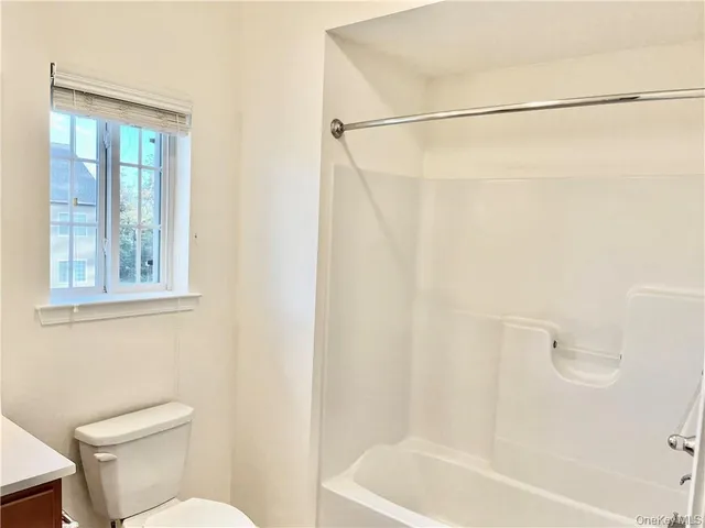 $2,000 | 44 High Street, Unit 134, Chester, NY 10918