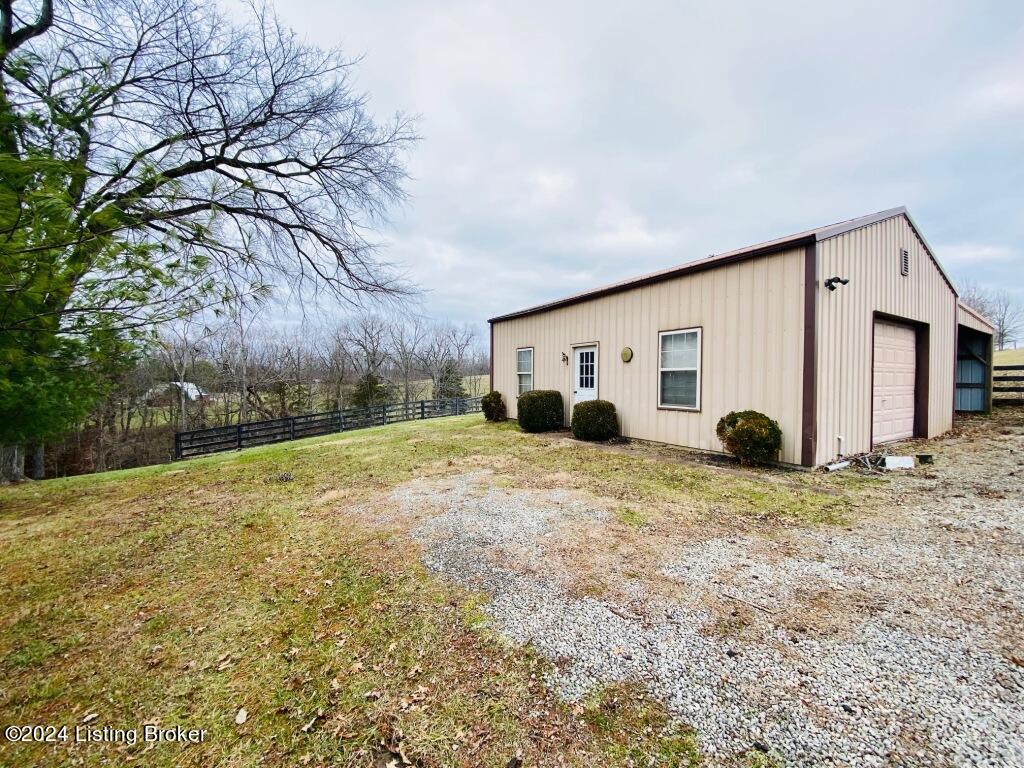 7020 Bardstown Road Springfield, KY 40069 - Photo 30 of 32 030_Outbuilding