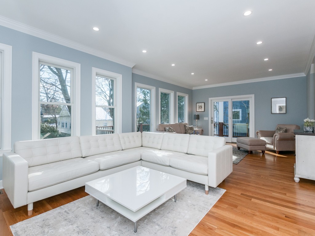 66 Alexander Road Newton, MA 02461 - Photo 2 of 30 Gallery Image 2