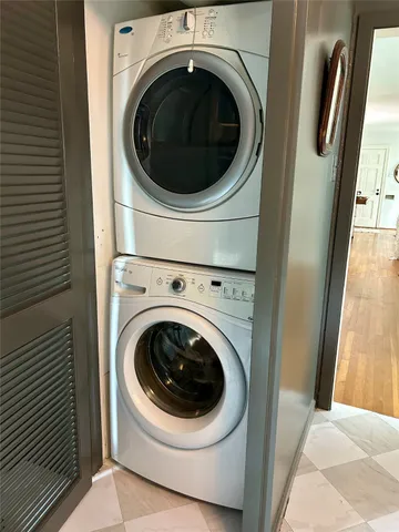 $1,025,000 | 4002 Milton Street, West University Place, TX 77005