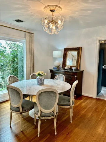 $1,025,000 | 4002 Milton Street, West University Place, TX 77005