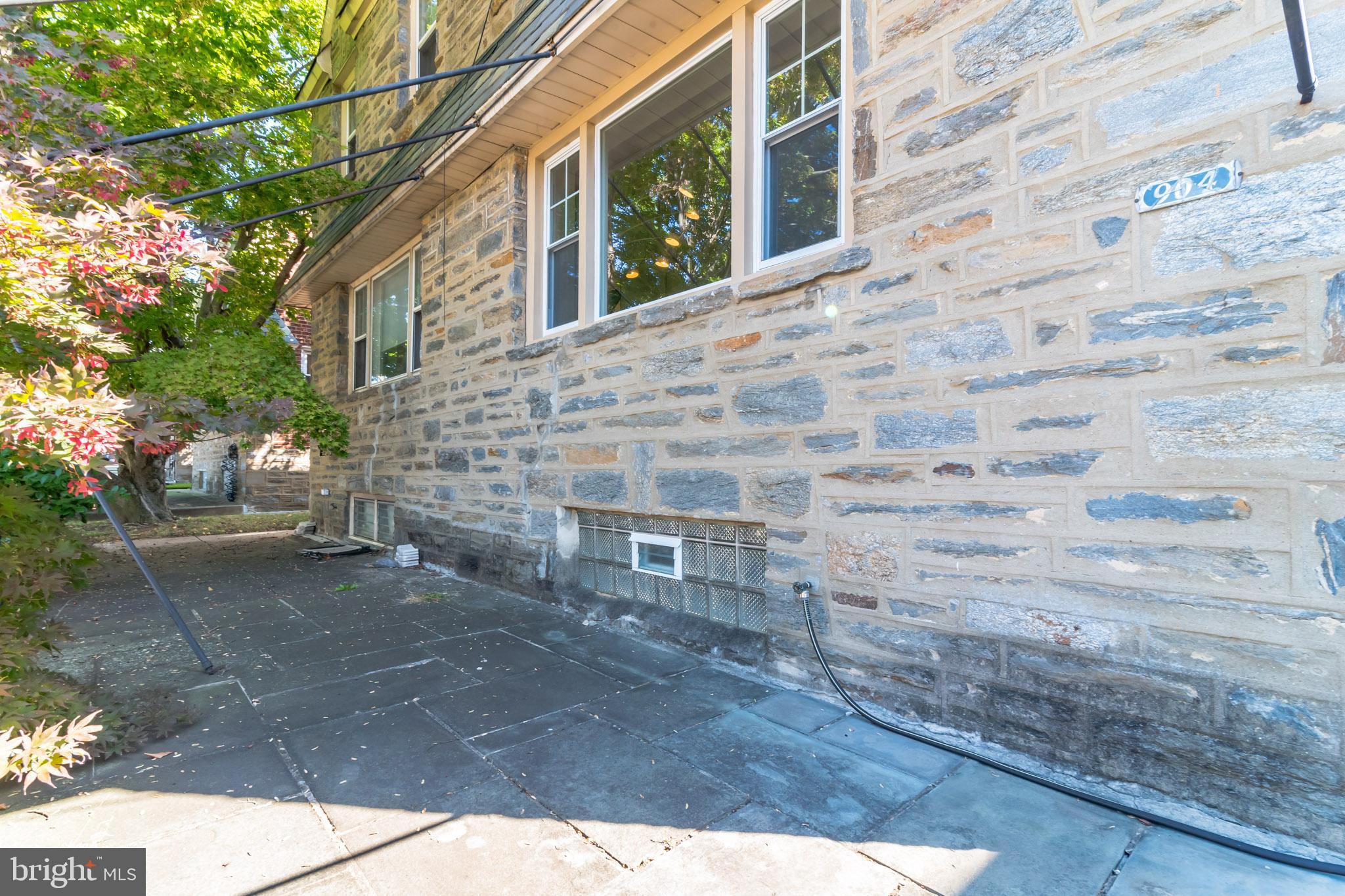 904 Roumfort Road Philadelphia, PA 19150 - Photo 3 of 27 Gallery Image 3
