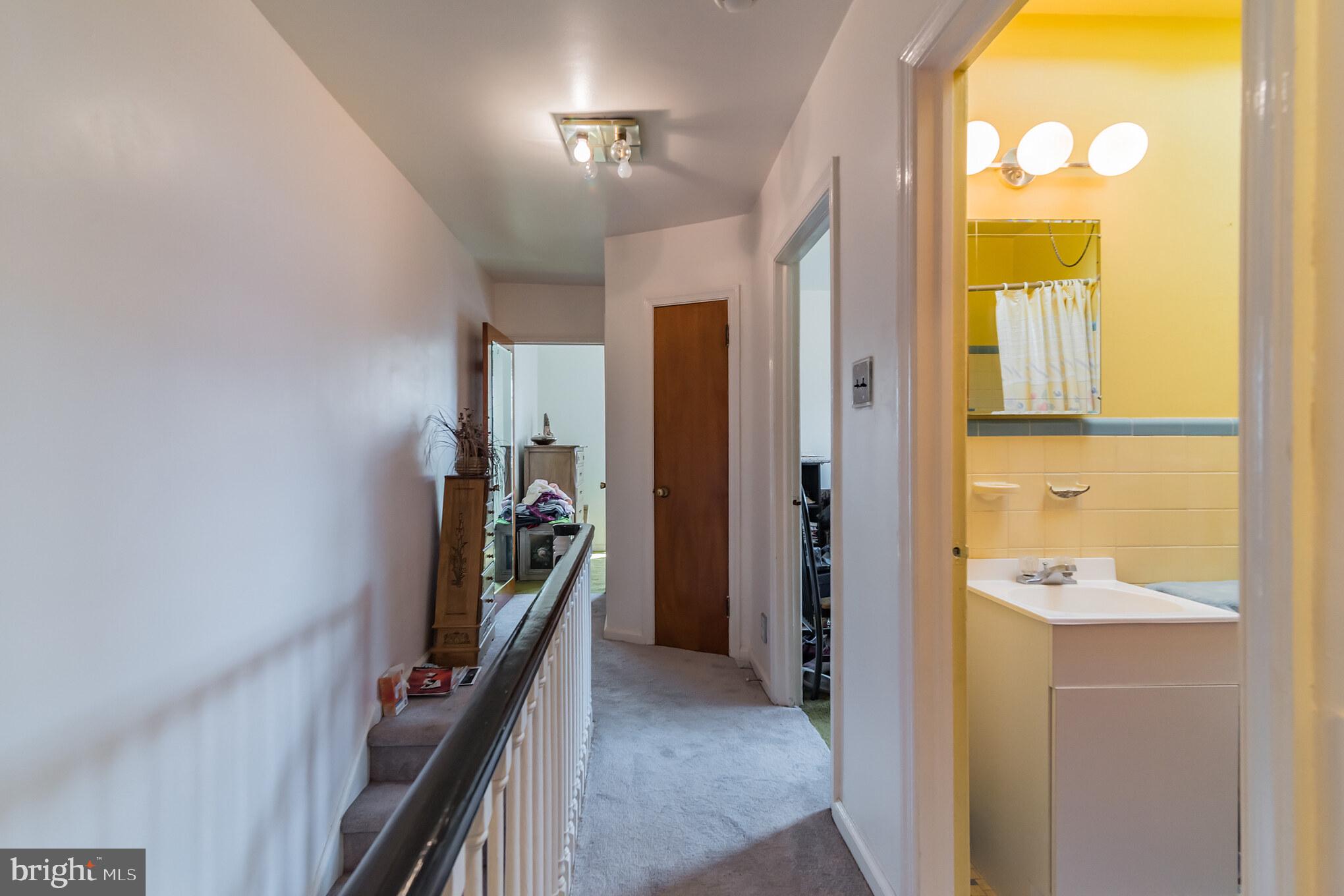 904 Roumfort Road Philadelphia, PA 19150 - Photo 22 of 27 Gallery Image 22