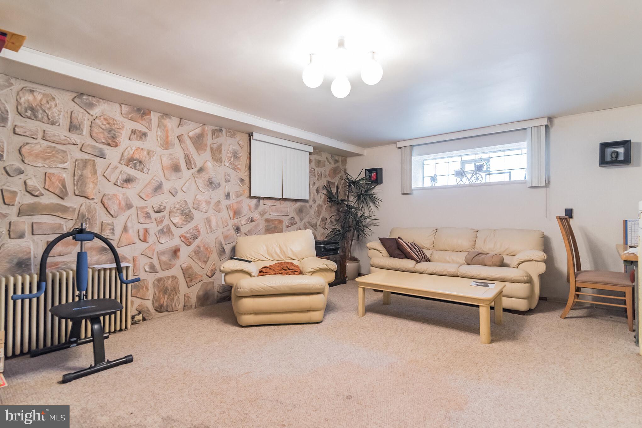 904 Roumfort Road Philadelphia, PA 19150 - Photo 24 of 27 Gallery Image 24