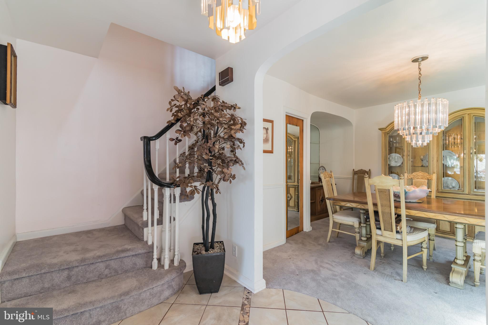 904 Roumfort Road Philadelphia, PA 19150 - Photo 8 of 27 Gallery Image 8