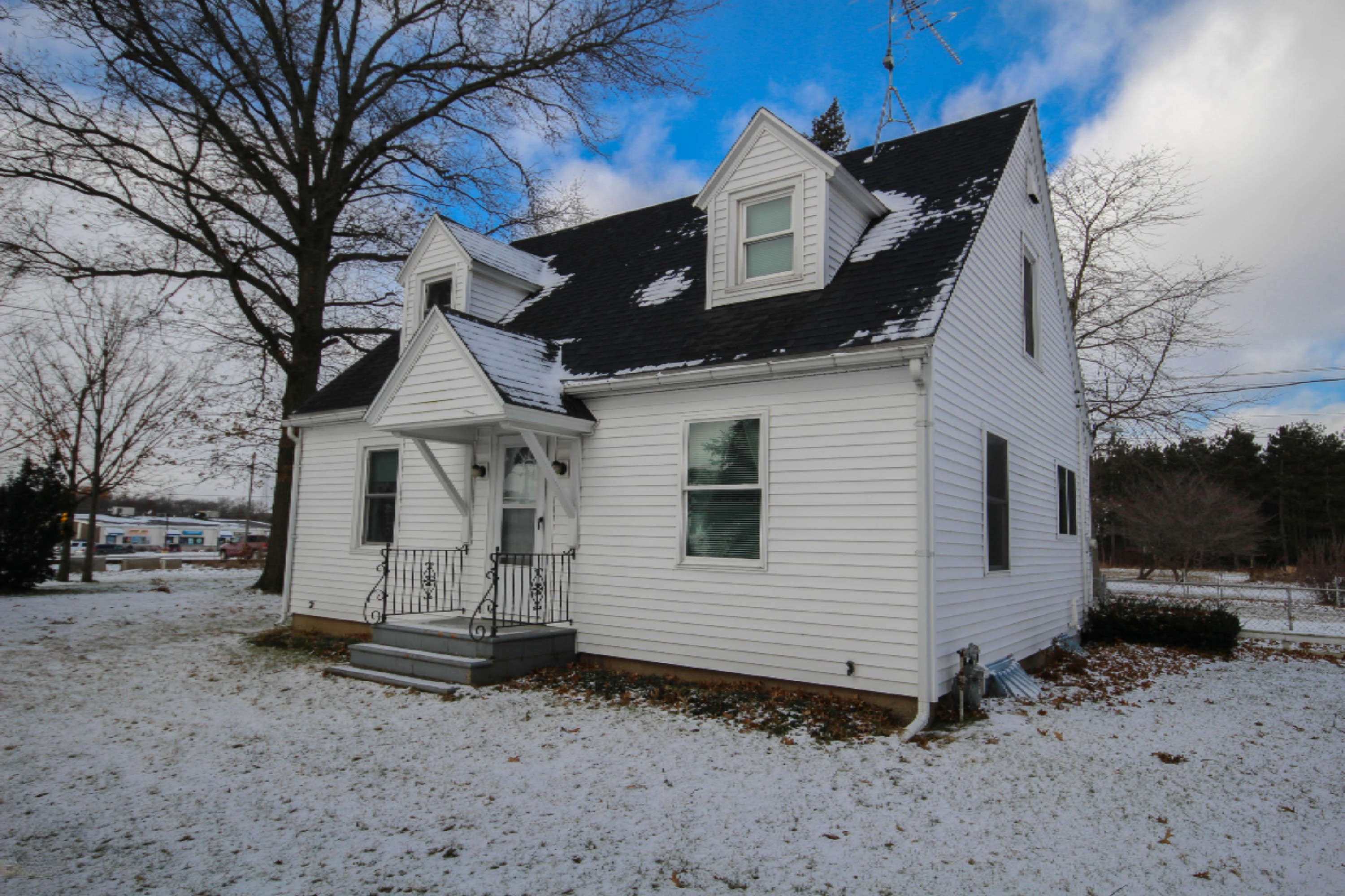 16550 Lovers Lane Three Rivers, MI 49093 - Photo 3 of 20 untitled (2 of 20)