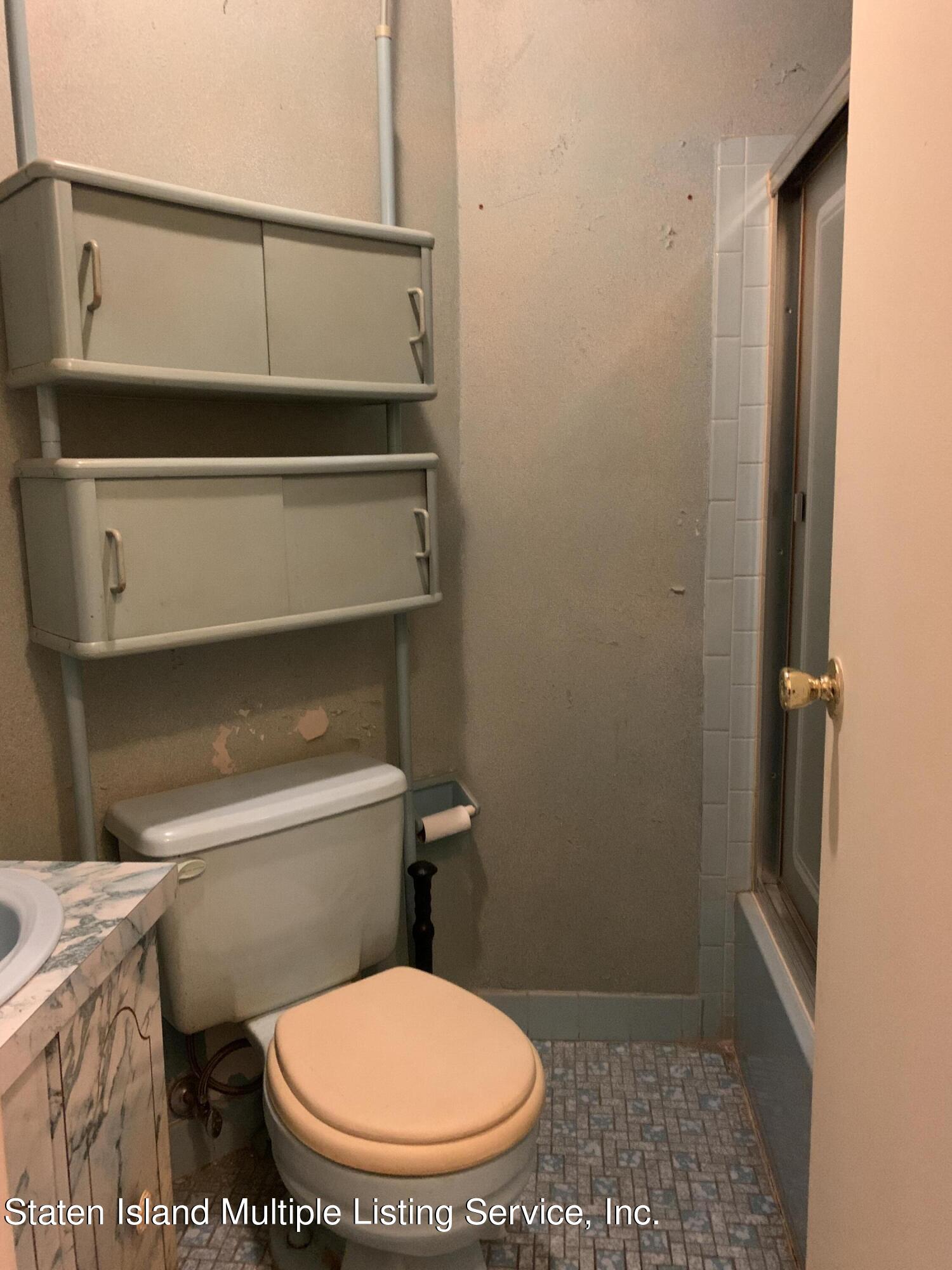 271 Signs Road, Unit H Staten Island, NY 10314 - Photo 12 of 22 271-15