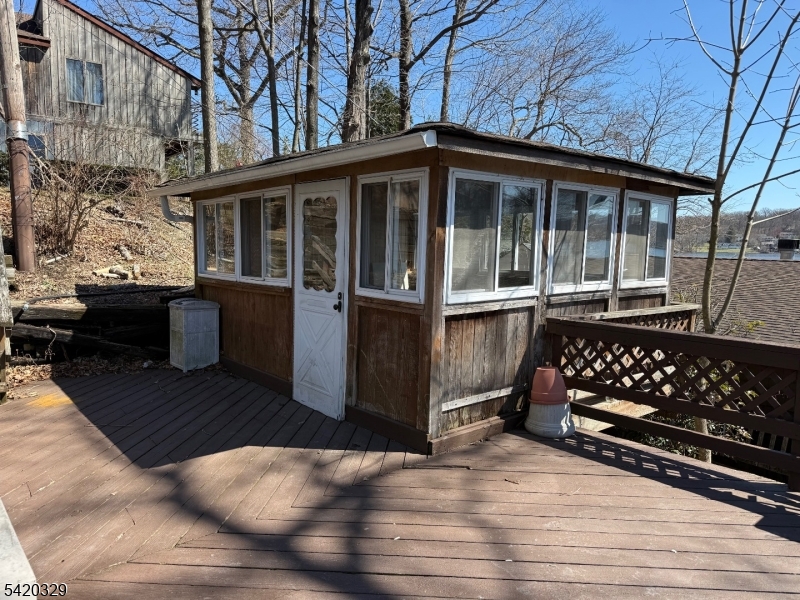 9 MacDonald Road West Milford, NJ 07421 - Photo 13 of 18