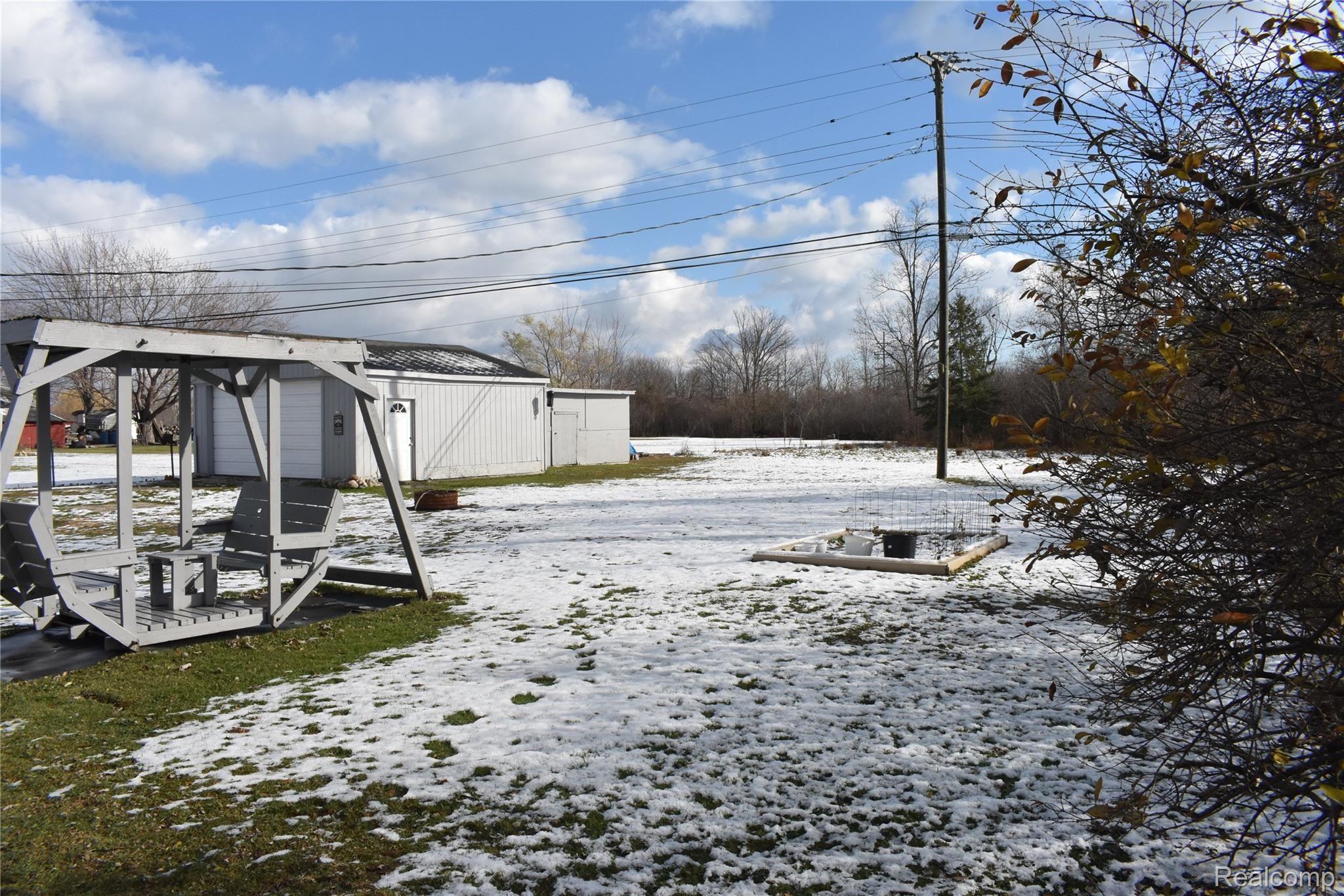 30195 Fort Road Rockwood, MI 48173 - Photo 22 of 24 DSC_0095.JPG