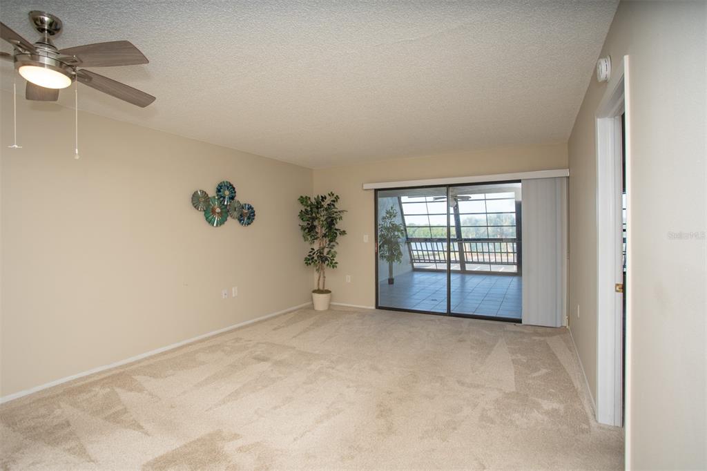 9860 62nd Avenue North, Unit 1014 St. Petersburg, FL 33708 - Photo 15 of 68
