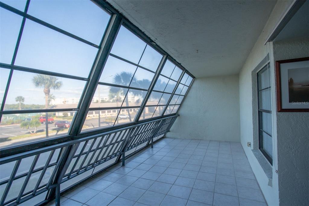 9860 62nd Avenue North, Unit 1014 St. Petersburg, FL 33708 - Photo 20 of 68