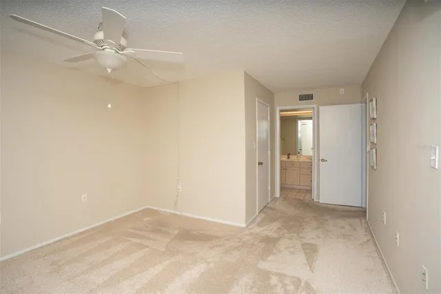 $199,900 | 9860 62nd Avenue North, Unit 1014, St. Petersburg, FL 33708