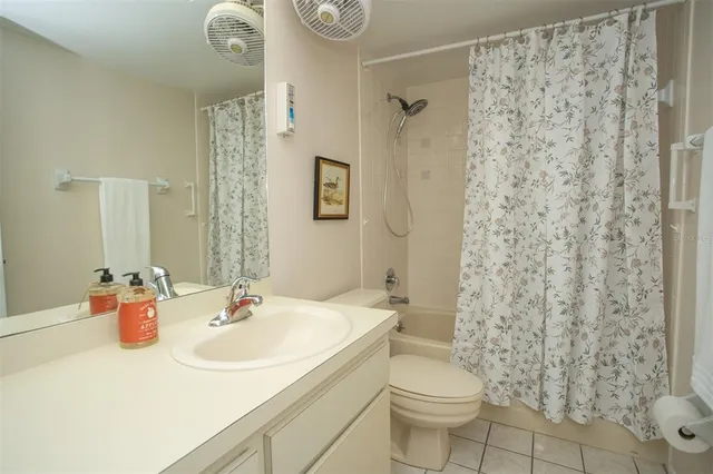 $199,900 | 9860 62nd Avenue North, Unit 1014, St. Petersburg, FL 33708