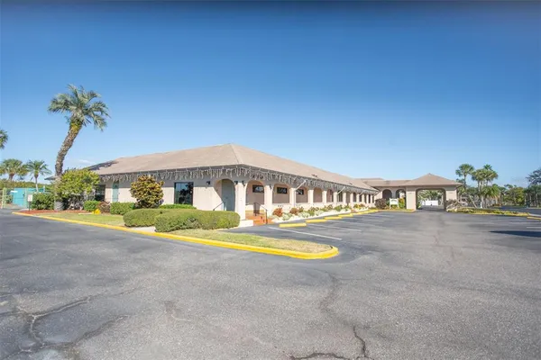 $199,900 | 9860 62nd Avenue North, Unit 1014, St. Petersburg, FL 33708