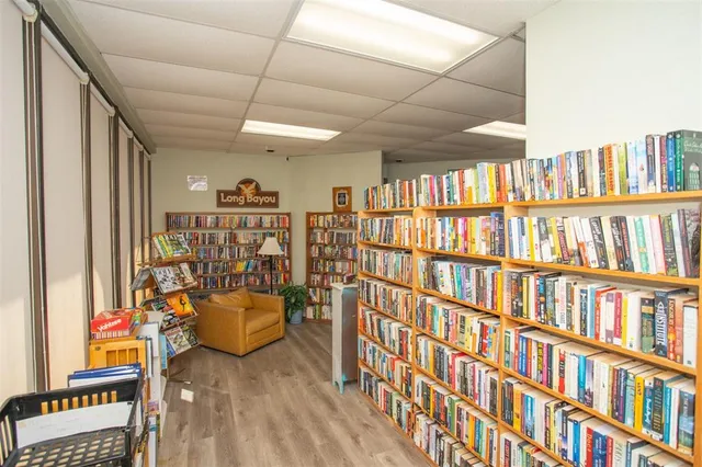 $199,900 | 9860 62nd Avenue North, Unit 1014, St. Petersburg, FL 33708