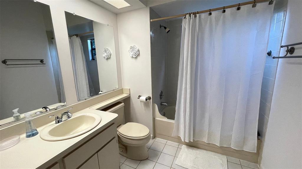 2124 Rivers Edge Court Clearwater, FL 33763 - Photo 29 of 38 Gallery Image 29