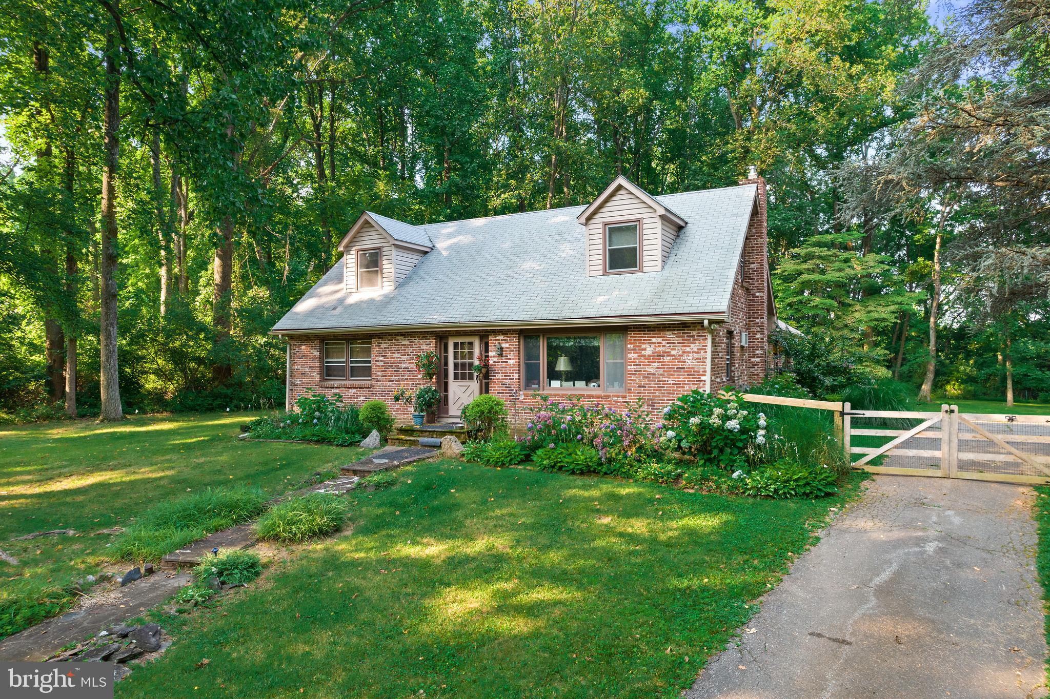 998 Providence Road Newtown Square, PA 19073 - Photo 1 of 26