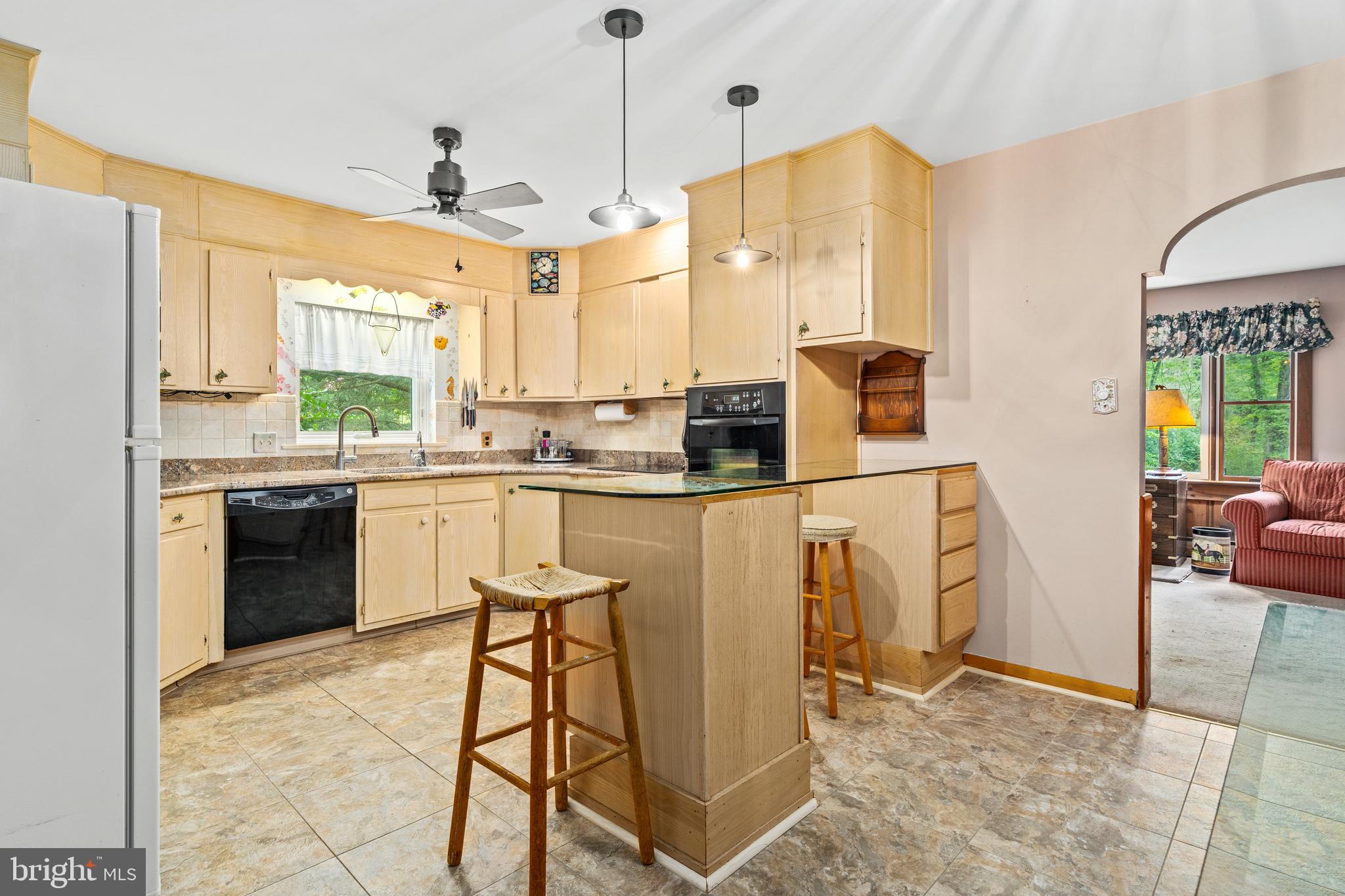 998 Providence Road Newtown Square, PA 19073 - Photo 11 of 26