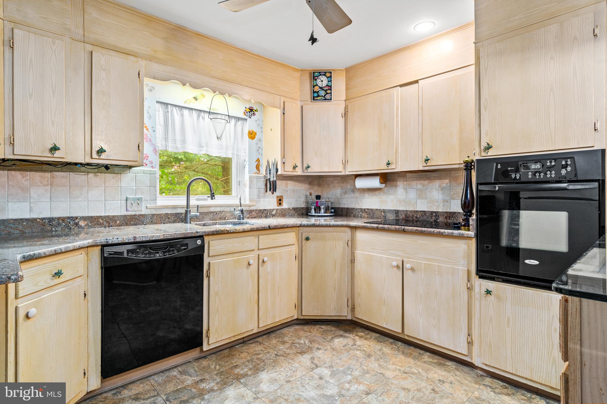 998 Providence Road Newtown Square, PA 19073 - Photo 13 of 26