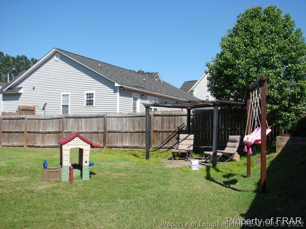 929 Bramblegate Road Hope Mills, NC 28348 - Photo 8 of 21 Gallery Image 8