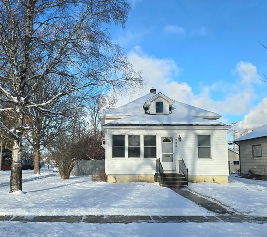 $124,900 | 720 6th Street, International Falls, MN 56649