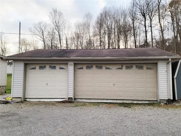 $289,000 | 107 Francis Drive, Georgetown, PA 15043