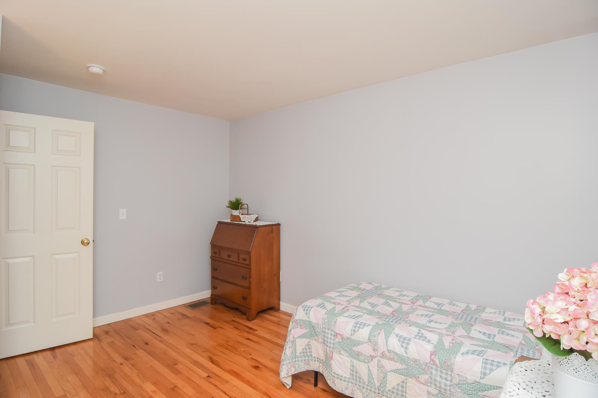 22 Sargent Road Brookline, NH 03033 - Photo 37 of 59