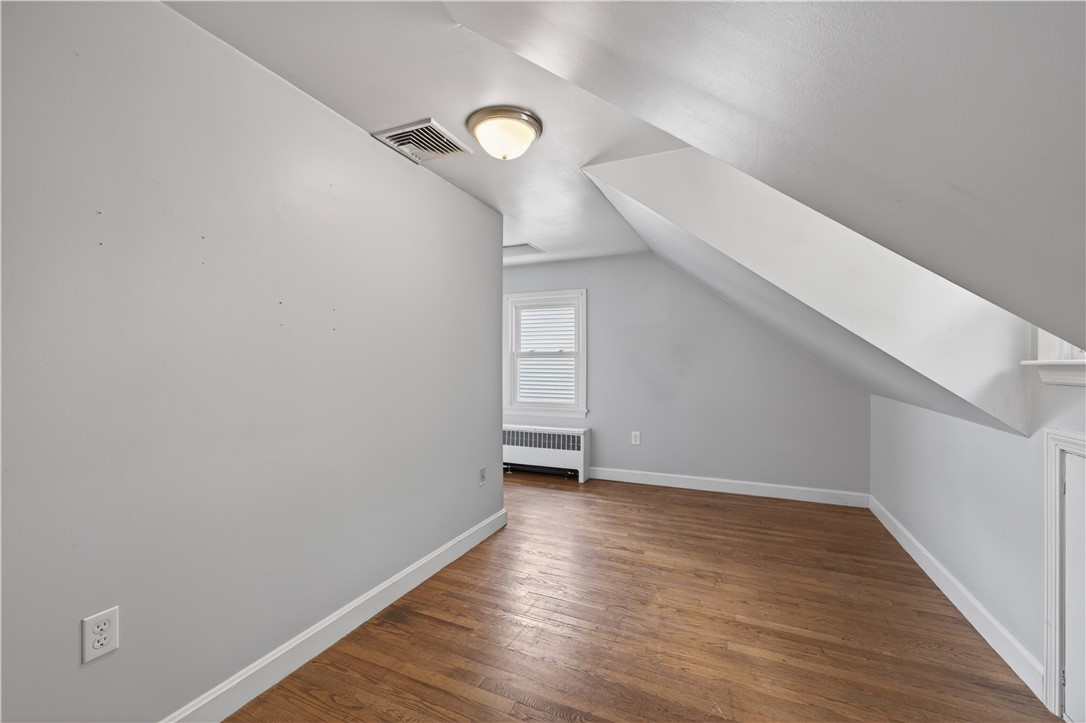 82 Parkside Avenue Pawtucket, RI 02861 - Photo 13 of 28