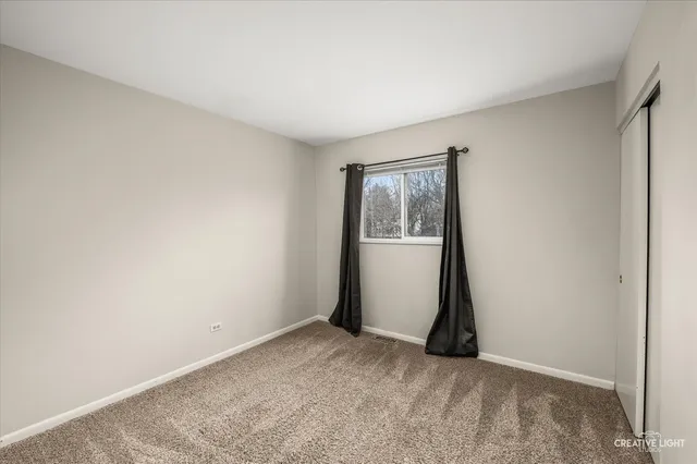 $2,800 | 8119 Oriole Drive, Darien, IL 60561