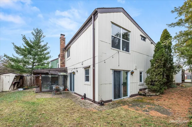 $2,800 | 8119 Oriole Drive, Darien, IL 60561