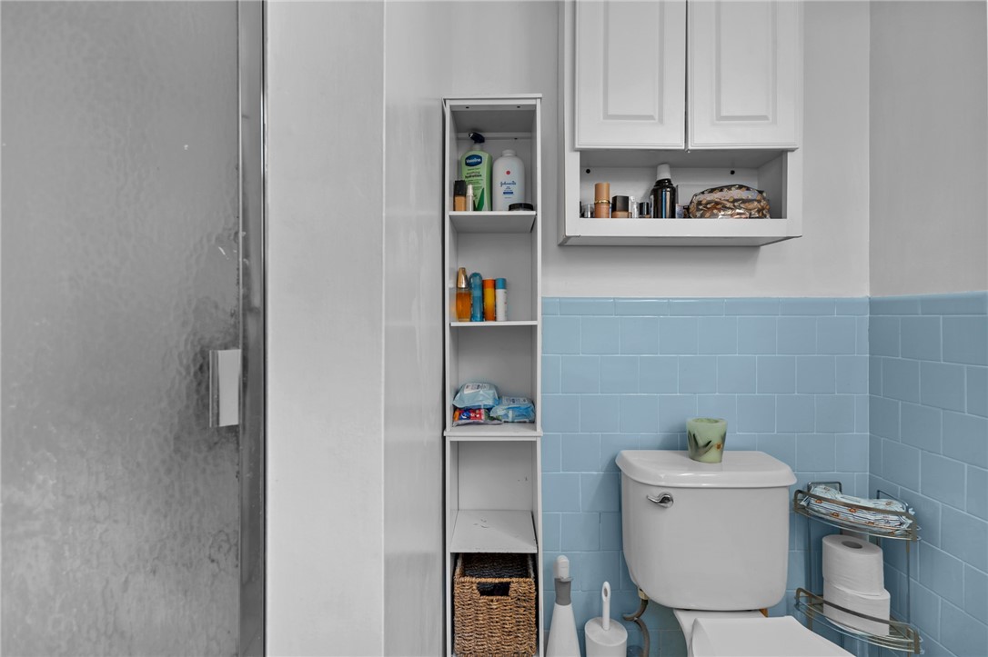 82 Vera Street Warwick, RI 02886 - Photo 28 of 41