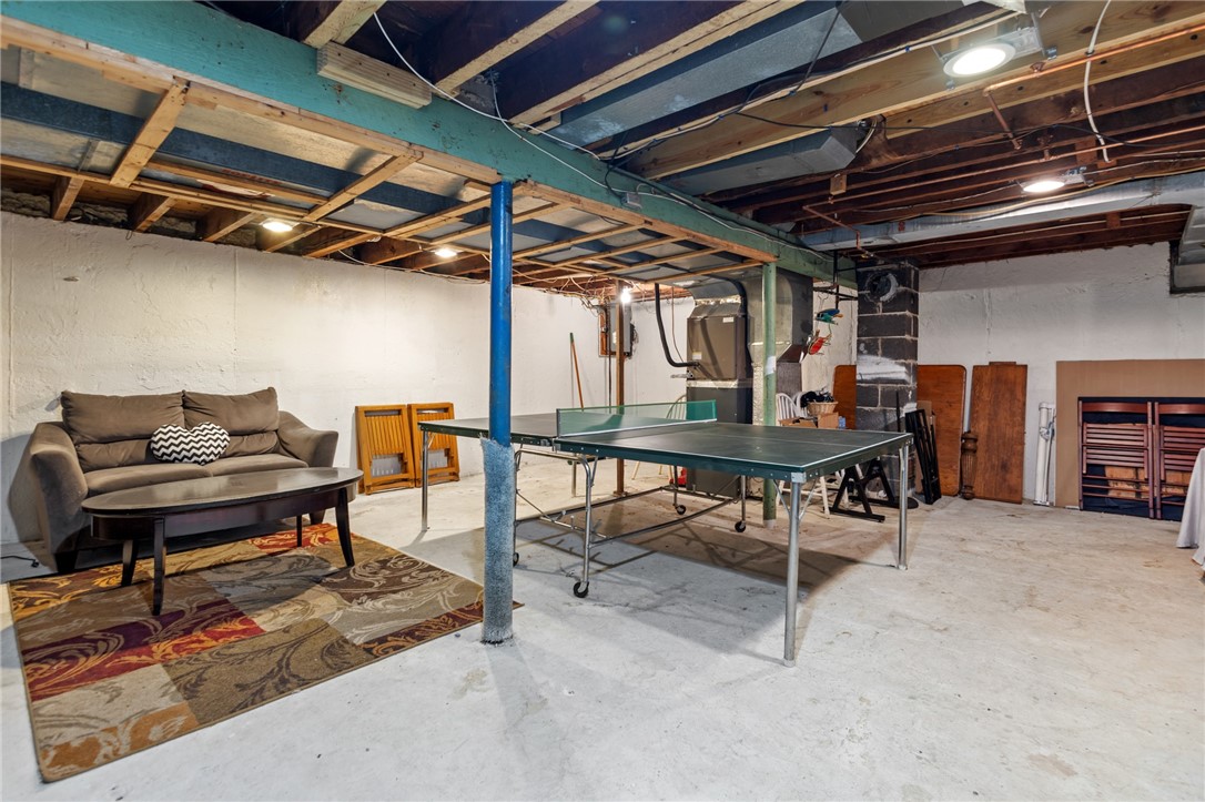 82 Vera Street Warwick, RI 02886 - Photo 32 of 41