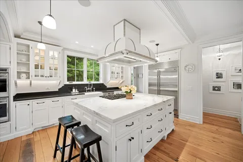$3,799,000 | 785 Mt Pleasant Street, Winnetka, IL 60093